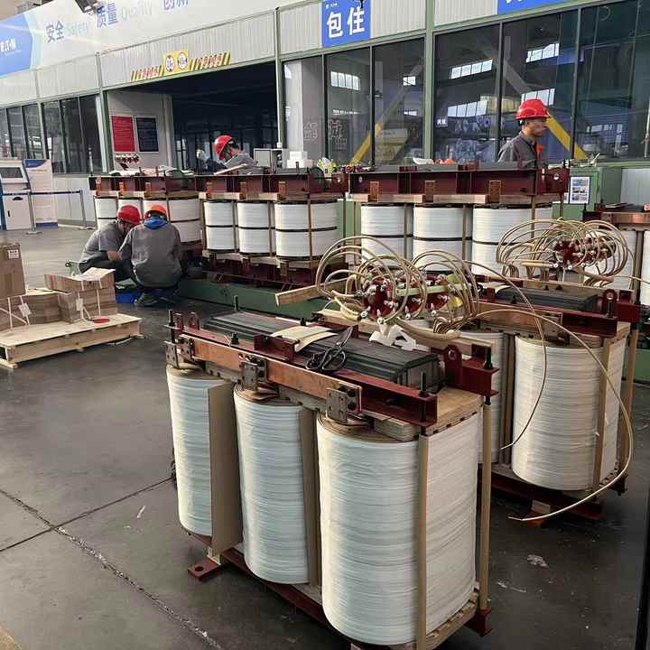 Oil Immersed Transformer with 300kVA to 10kV 500kVA to 11kV 800kVA to 415V 3-Phase Step Down 50Hz 60Hz Frequency 400V 480V