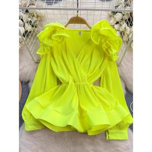 Blus Wanita Elegan Warna Pink dengan Lengan Ruffle - Atasan Lengan Balon Berlipit untuk Pesta & Pakaian Kasual - Product Image 3