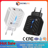Paquet de boîte de logo personnalisé 20W Usb C US EU double port conception intelligente chargeur rapide chargeur mural