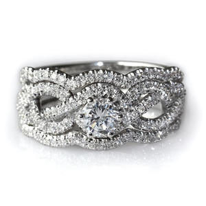 Anello di fidanzamento da donna Q656 in oro bianco con diamante taglio brillante rotondo naturale colore G e design a halo - Product Image 6