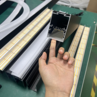 Luminaires linéaires LED commerciaux W50xH75mm avec longueur et puissance personnalisables