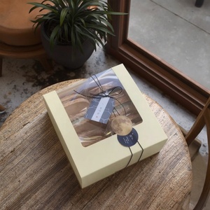 กล่องกระดาษคราฟท์พิมพ์ลายตามสั่ง Sunshine Hot สำหรับใส่คัพเค้ก ขนมวาฟเฟิล เค้กเคลือบด้าน-สำหรับใส่อาหาร - Product Image 5