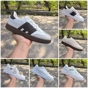 2025 vente en gros de haute qualité hommes mode chaussures de sport hommes chaussures de <span class=keywords><strong>basket</strong></span>-ball en plein air chaussures de course décontractées livraison aléatoire - Product Image 2