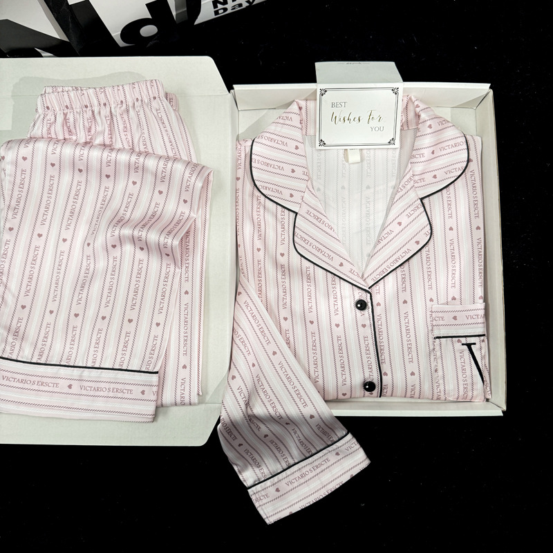 Rayas verticales rosas