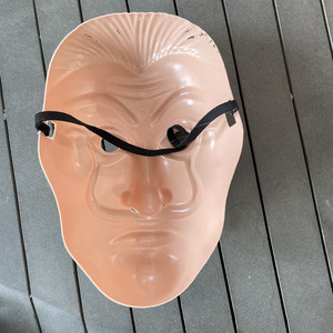 Masques de fête cosplay pour adultes, masques complets pour Halloween, Noël, anniversaire, Pâques, masques effrayants Salvador Dali, en plastique réutilisable et respirant - Product Image 5