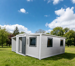 Maison conteneur moderne extensible à double aile de 40 pieds en panneaux sandwich d'acier pour dortoir, bureau, chantier, camp - Product Image 1