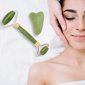 personnalisé naturel du visage massage rouleau de <span class=keywords><strong>jade</strong></span> <span class=keywords><strong>gua</strong></span> <span class=keywords><strong>sha</strong></span> ensemble rouleau de beauté pour <span class=keywords><strong>le</strong></span> visage outils de massage - Product Image 5