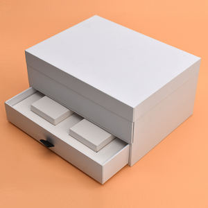 Caja <span class=keywords><strong>de</strong></span> regalo <span class=keywords><strong>de</strong></span> <span class=keywords><strong>chocolate</strong></span> magnética biodegradable personalizada con acabado en relieve tamaño pequeño y forro <span class=keywords><strong>de</strong></span> esponja tapa abatible diseño <span class=keywords><strong>de</strong></span> cajón <span class=keywords><strong>de</strong></span> base - Product Image 4