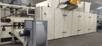 Machines pour tissus non tissés : Le plus petit plieur volumétrique de textiles, entièrement automatique, anti-dérapant, pour tissus spunbond, avec roulement de moteur