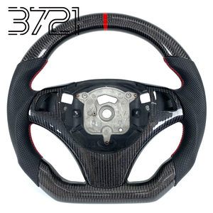 Volant en fibre de carbone pour BMW E90 E91 E92 E93 328i 335i M3 Série 3 E82 E87 E88 Série 1 2005-2013 - Product Image 1