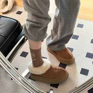 Vente en gros avec fourrure douce et moelleuse, bottes d'hiver en fourrure antidérapantes de luxe pour femmes - Product Image 4
