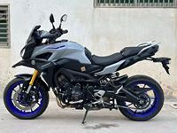 Motor Sport Bekas Yamaha MT-09 Berbahan Bakar Bensin