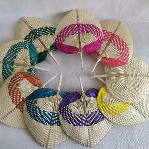 Éventail artisanal en bambou et feuille de palmier tressée, personnalisable en gros - Product Image 6