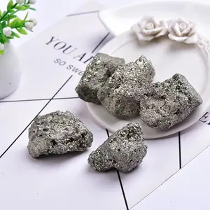Spécimen minéral naturel de pyrite brute pierre de pyrite minerai de chalcopyrite brute prix de la pierre de cristal de quartz