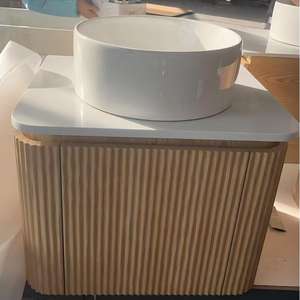 ארון אמבטיה מודרני מעץ אלון עם דוגמת פסים, מראה אובלית עם תאורת לד 600 מ\\\"מ, תלוי על הקיר עם כיור קרמי לחדרי אמבטיה קטנים - Product Image 4