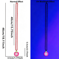 Collier de perles en feutre réactif aux UV en forme de chapeau de Père Noël, bijoux de costume fluorescent pour fête de Noël et fête sous lumière noire