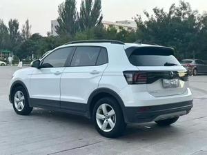 Per <span class=keywords><strong>Volkswagen</strong></span> <span class=keywords><strong>T</strong></span>-<span class=keywords><strong>Cross</strong></span> 1.5L Benzina SUV Usato 5 Posti Trazione Anteriore Cambio Automatico Telecamera Posteriore Pneumatici R16 Sedili in Tessuto Posteriori - Product Image 2