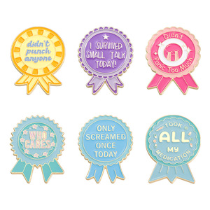 Huy chương nhiều màu sắc bán buôn, huy chương giải thưởng hài hước tùy chỉnh, huy chương hoạt hình, huy hiệu trâm cài men mềm, huy hiệu trang trí, ghim cài áo - Product Image 6