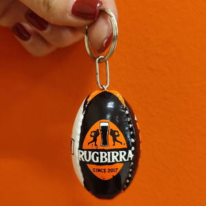 Portachiavi a Forma di Palla da Rugby Rugbirra in Plastica EVA con Stampa Digitale, Regalo Promozionale a Tema Sportivo dal 2017 - Product Image 1