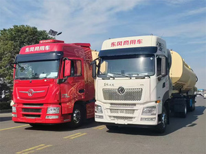 Camion de transport de fourrage en vrac Shaanxi Auto 6X4 de 35 mètres cubes, semi-remorque de transport de fourrage en vrac à trois essieux - Product Image 2