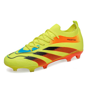 Nuevas botas de fútbol para hombre y mujer con tacos largos, zapatillas de entrenamiento antideslizantes para adolescentes (zapatos de fútbol de fábrica) - Product Image 2