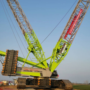 Grue sur chenilles Zoomlion ZCC9800W neuve haute performance, capacité de levage de 800 tonnes, couple de 11000 T.M, moteur, boîte de vitesses - Product Image 6