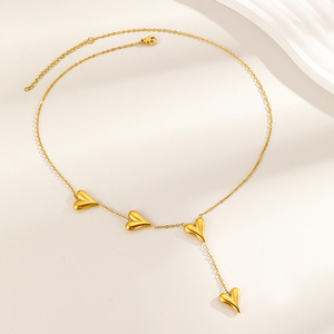 Collar con Colgante Minimalista en Forma de Y con Cuatro Corazones, Chapado en Oro de 18K sobre <span class=keywords><strong>Acero</strong></span> <span class=keywords><strong>Inoxidable</strong></span>, <span class=keywords><strong>Joyería</strong></span> de Moda para Mujer - Product Image 3