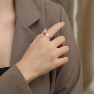 Simple matte brushed finish, cool and unisex style, 4mm <b>titanium</b> steel <b>ring</b>, gender-neutral, colorfast, unisex jewelry. - Product Image 2