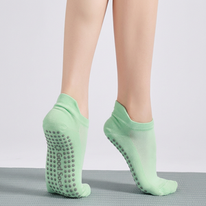 Chaussettes de yoga antidérapantes pour femmes JZVINA, respirantes, en maille tricotée, avec points en silicone sur la semelle, pour le Pilates, la barre et l'usage quotidien - Product Image 4