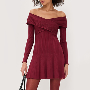 Nuovo Elegante <span class=keywords><strong>Abito</strong></span> Mini da Donna <span class=keywords><strong>Bordeaux</strong></span> con Spalle Scoperte - Vestito Aderente <span class=keywords><strong>in</strong></span> Viscosa a Costine alla Moda - Product Image 1