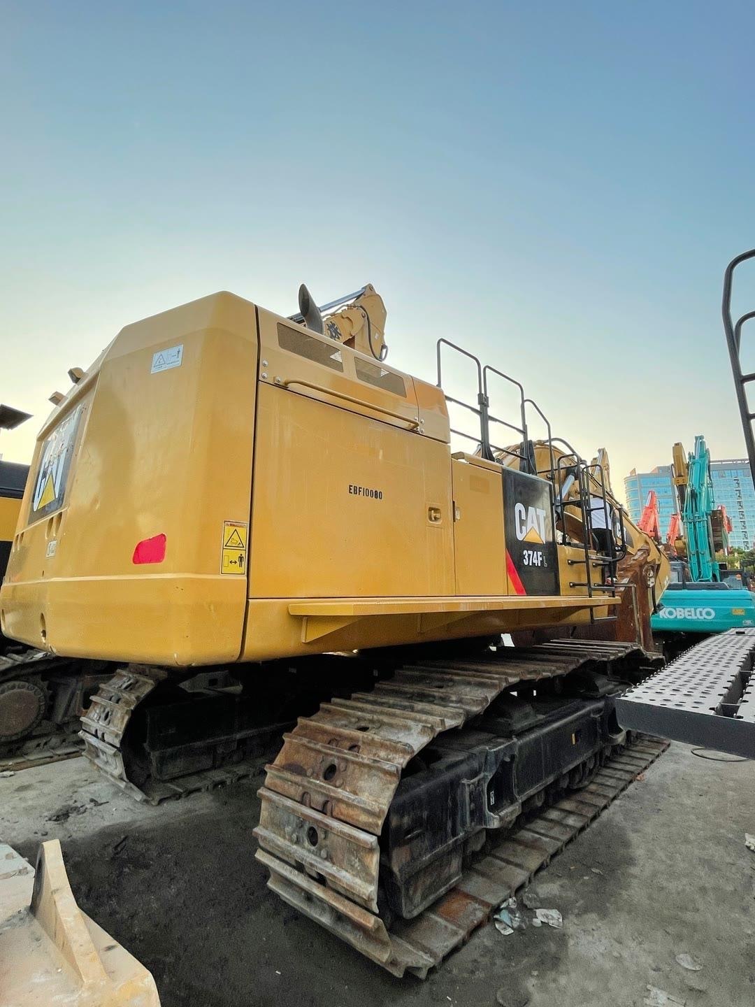 CAT 374D キャタピラー 油圧ショベル 建設車両、作業車 おもちゃ