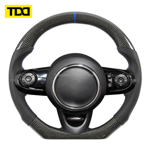 พวงมาลัยคาร์บอนไฟเบอร์ TDD สำหรับ Mini Cooper F54 F55 F57 F56 ปี 2022-2024 - Product Image 1