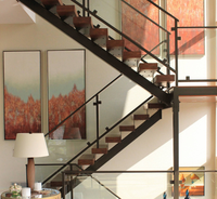CBMmart, fabricant chinois, escalier flottant moderne à marches en bois massif sur mesure à faible coût avec rampe en verre pour appartement