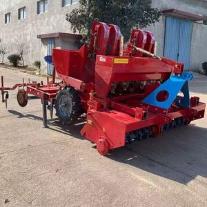 Completa la formazione di creste di lavorazione rotativa a spruzzo funzioni di pacciamatura in una piantatrice di patate altre attrezzature per macchine agricole - Product Image 1