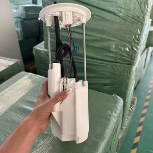 热销高品质 77010-60181 燃油泵 UC2J1335XA 适用于马自达 BT-50 2006- 和福特 Ranger 2.2 3,2 - Product Image 1