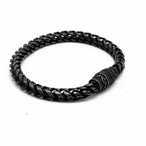 Bracelet en acier titane rétro à motif de moto de style européen américain, fermoir magnétique, bijoux unisexes, cadeau - Product Image 5