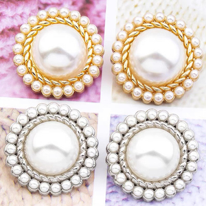 Tùy Chỉnh Sang Trọng Hợp Kim Vòng Nhỏ Ngọc Trai Kết Hợp Áo Khoác Số Lượng Lớn Lớn Rhinestone Nút Phù Hợp Với Chân Cổ Điển Túi Nút May Mặc - Product Image 4