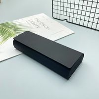 Étui à lunettes rigide en cuir PU fait main, vente en gros d'usine, boîte de rangement portable pour lunettes avec logo personnalisé