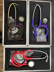 Estetoscopio Médico Clásico III de Alta Calidad, Profesional para Uso en Diagnóstico Clínico Hospitalario - Product Image 3