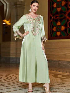 Vêtements ethniques islamiques Abaya pour femmes Robes musulmanes 2022 coton Vente en gros Kaftan Dentelle <span class=keywords><strong>Grande</strong></span> <span class=keywords><strong>Taille</strong></span> Turc Modeste Clothin - Product Image 2