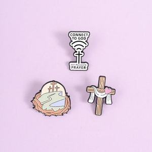 Broches religieuses créatives en alliage de zinc avec placage nickel noir - Motif Croix de Calvaire et Connexion à Dieu - Product Image 2