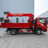 Camion-grue à béton préfabriqué pour la levée, l'assemblage, la construction et le transport de composants préfabriqués