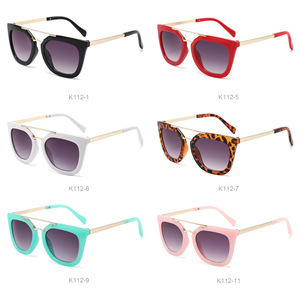 CONCHEN Precio bajo Niños 2025 Regalo de fiesta al aire libre Nuevas gafas de sol Forma de oso Regalo del Día de los niños Gafas de sol - Product Image 2