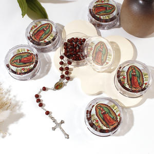 Collier religieux fait main <span class=keywords><strong>en</strong></span> perles de bois avec <span class=keywords><strong>croix</strong></span> argentée et centre Vierge de Guadalupe, idéal pour la première communion - Product Image 5