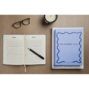VINGA journal Una memoria al giorno merchandising sostenibile - Product Image 2