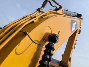รถขุด CAT323D มือสอง |   นำเข้าจากญี่ปุ่น |   รถขุดตีนตะขาบแคตเตอร์พิลลาร์ 23 ตัน มือสอง พร้อมปั๊มแคตเตอร์พิลลาร์สำหรับขาย - Product Image 3
