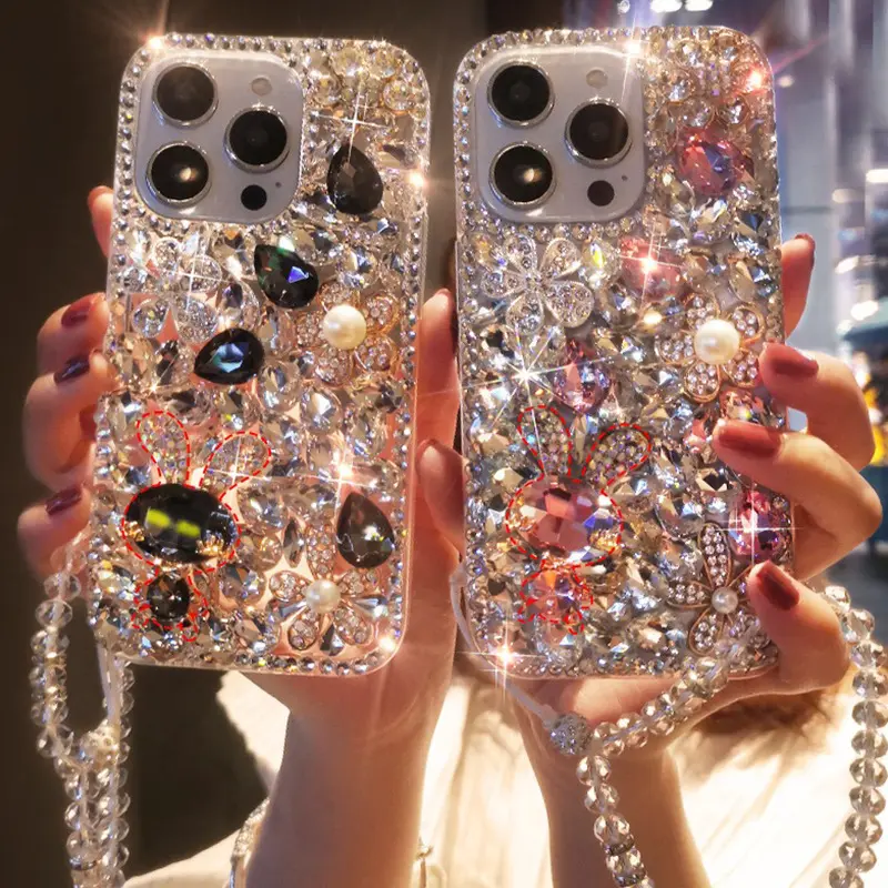 Luxury Rhinestone Covers For iPhone 15 14 13 12 11 Pro Max Bling Diamond Crystal Sparkly Mobile Phone Case For Samsung S24 S23