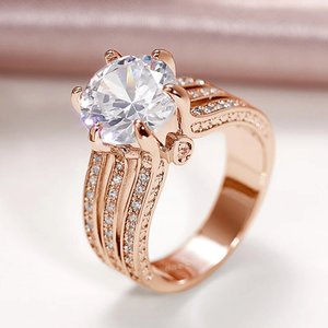 Anello di Lusso con Pavé per Donne, Elegante Gioiello da Dito alla Moda - Product Image 6