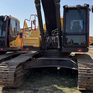 Pelleteuse d'occasion Volvo 300 de 30 tonnes, chenille moyenne, bon prix, Volvo Ec300 d'occasion avec moteur central, boîte de vitesses à engrenages à vendre - Product Image 5