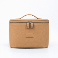 Sac de toilette de voyage en cuir PU de luxe à grande capacité avec logo personnalisé, fermeture éclair, sac à maquillage portable, étui de rangement pour cosmétiques
